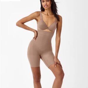 New spanx higher power short Soft Nude XL NWT